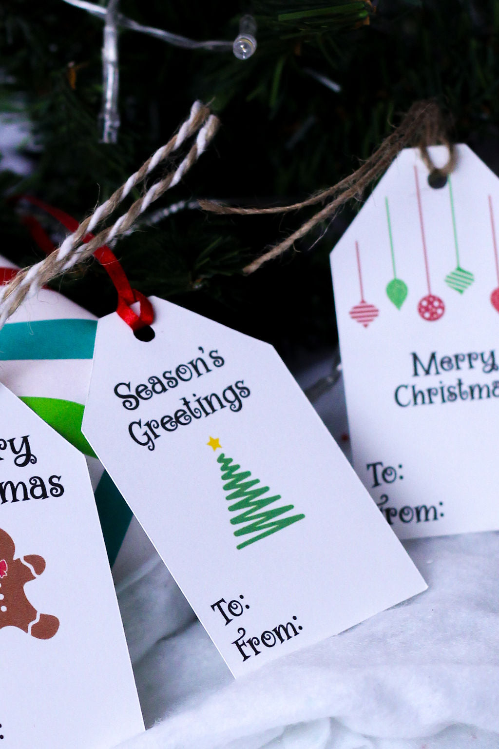 Cute Christmas Themed Gift Tags 8 Count