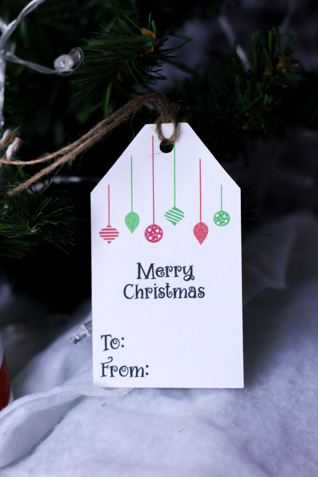 Cute Christmas Themed Gift Tags 8 Count