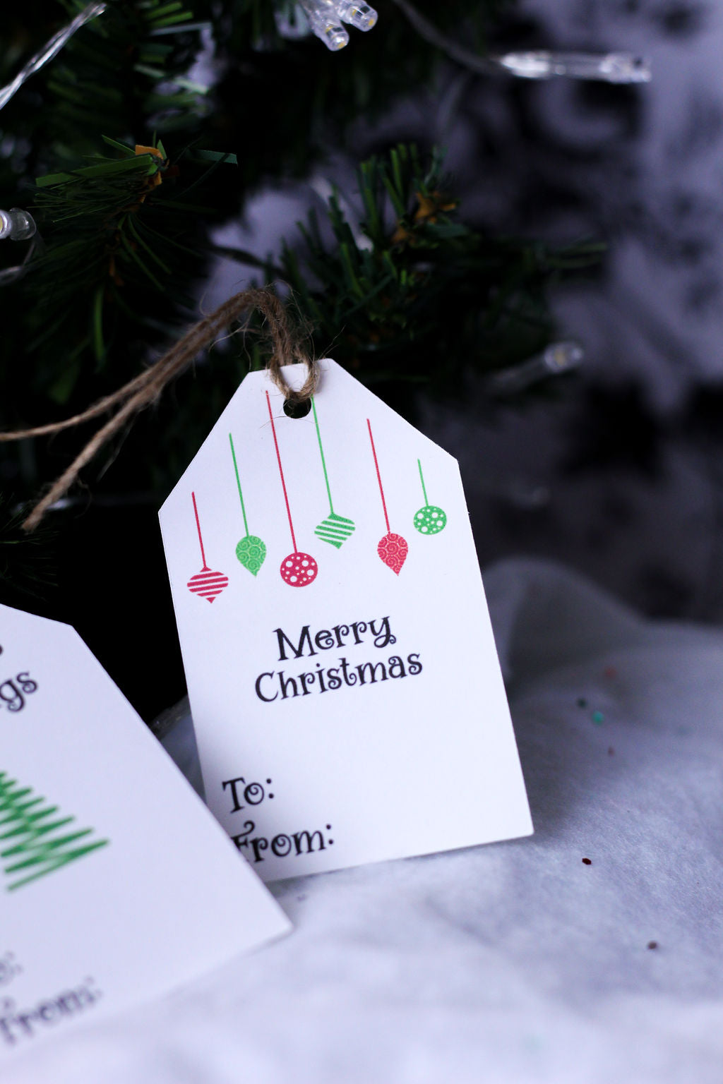 Cute Christmas Themed Gift Tags 8 Count