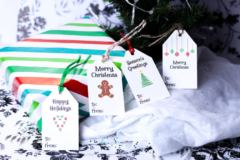 Cute Christmas Themed Gift Tags 8 Count